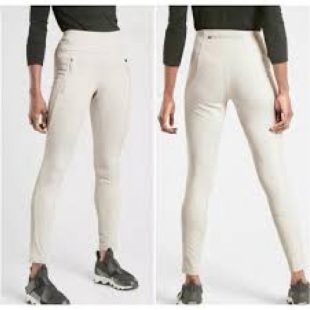 Athleta Winter White Peak Hybrid Fleece Lined Tights, Medium